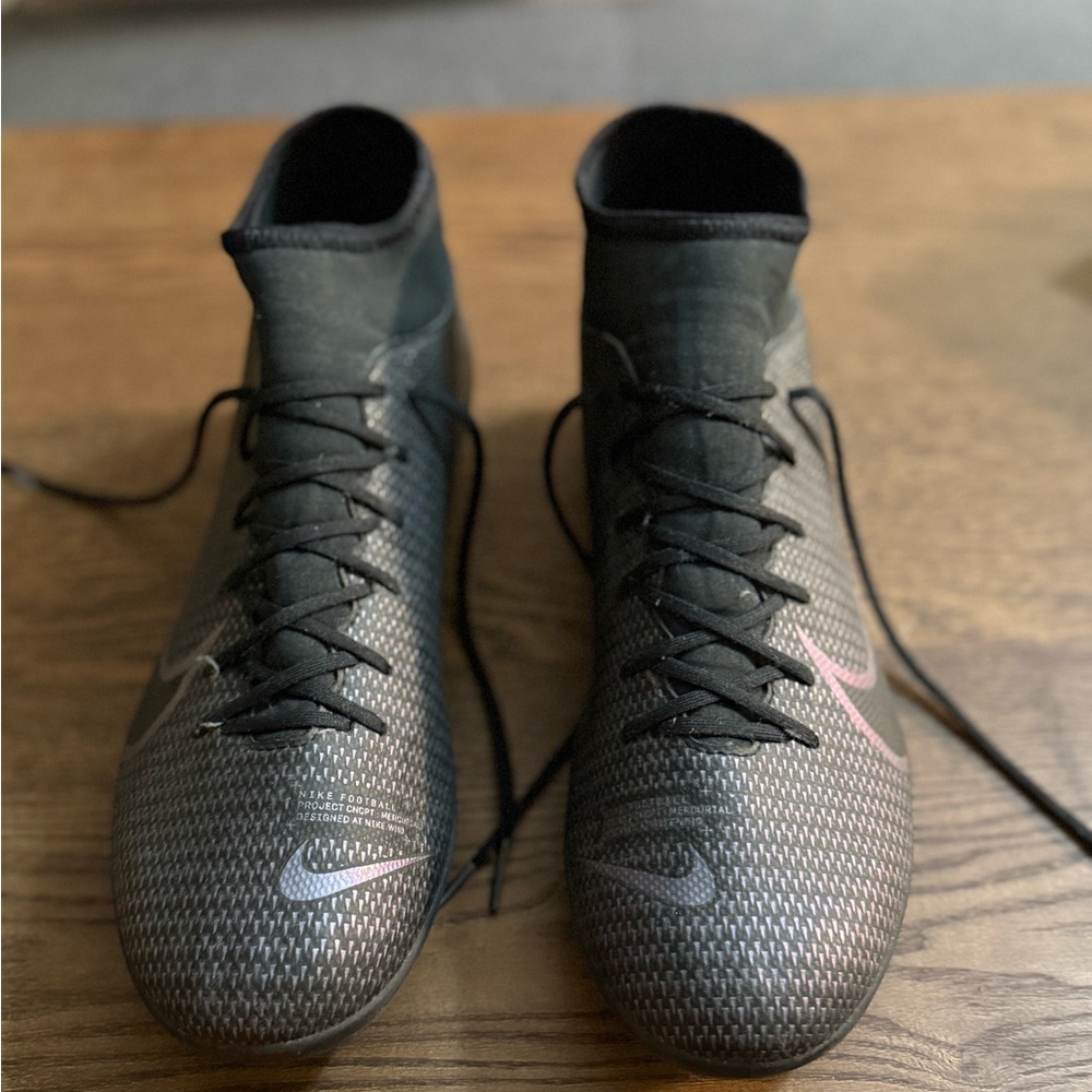 Nike Black Athletic High-Top Soccer Cleats